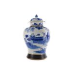 A 19TH CENTURY CHINESE BLUE & WHITE GINGER JAR