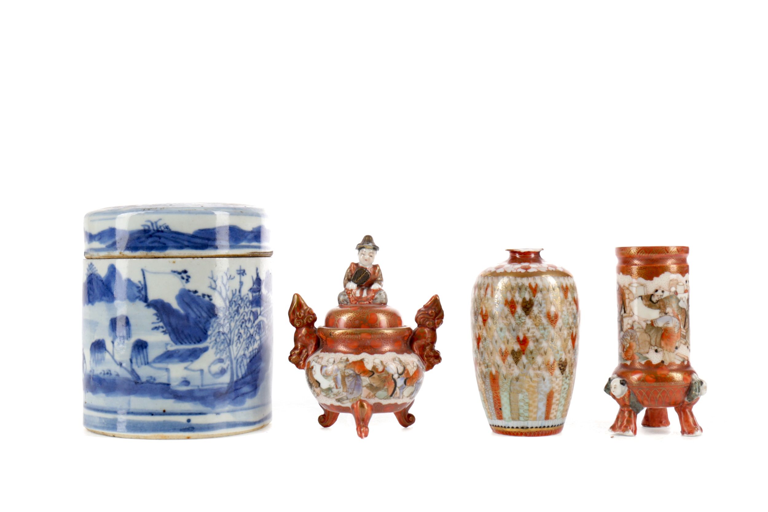 AN EARLY 20TH CENTURY CHINESE BLUE AND WHITE LIDDED JAR, JAPANESE KUTANI VASES AND A KORO