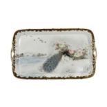 AN EARLY 20TH CENTURY JAPANESE PORCELAIN TRAY