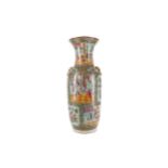 A LATE 19TH CENTURY CHINESE CANTON FAMILLE ROSE VASE