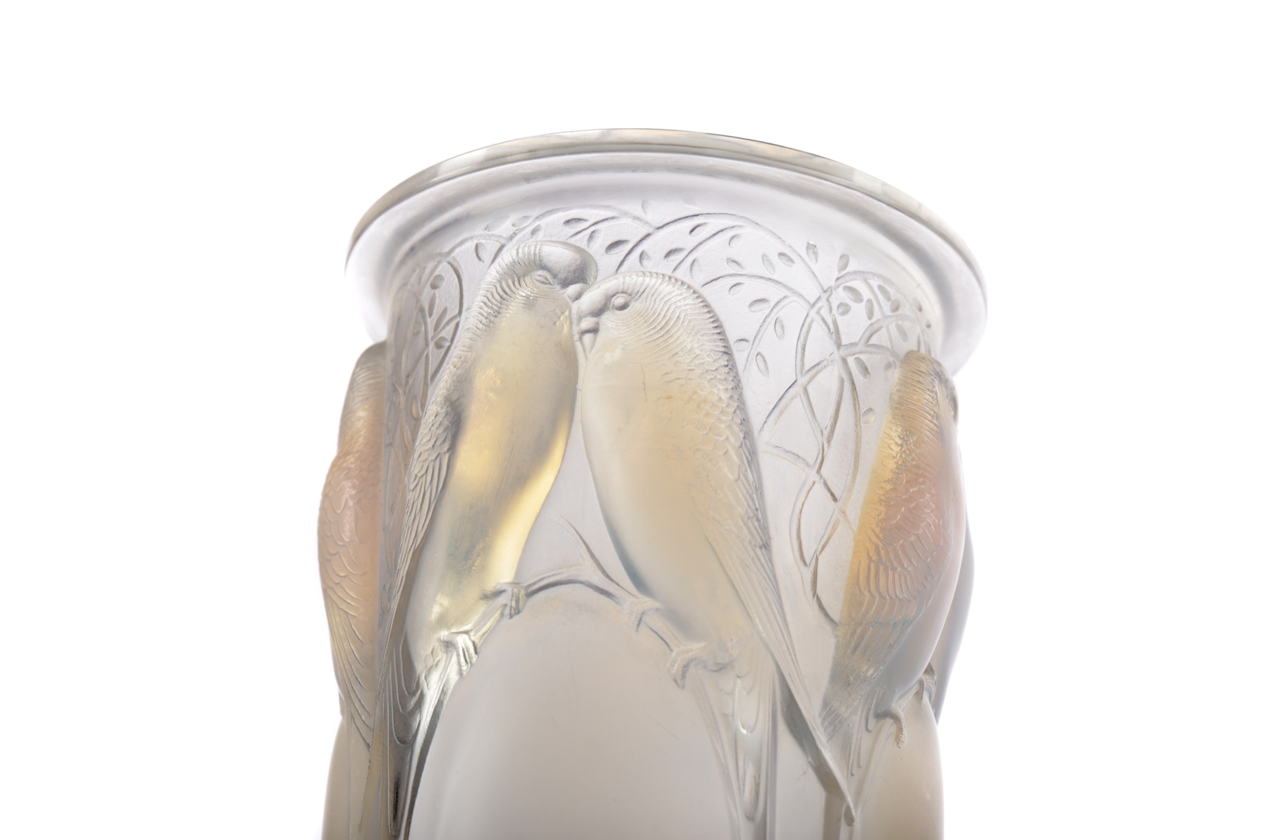 A LALIQUE 'CEYLAN' PATTERN OPALESCENT GLASS VASE - Image 3 of 3