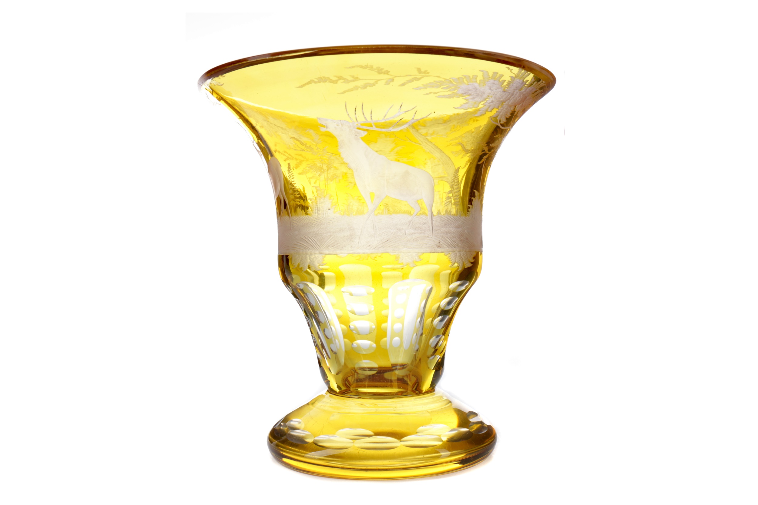 AN EARLY 20TH CENTURY BOHEMIAN AMBER GLASS VASE