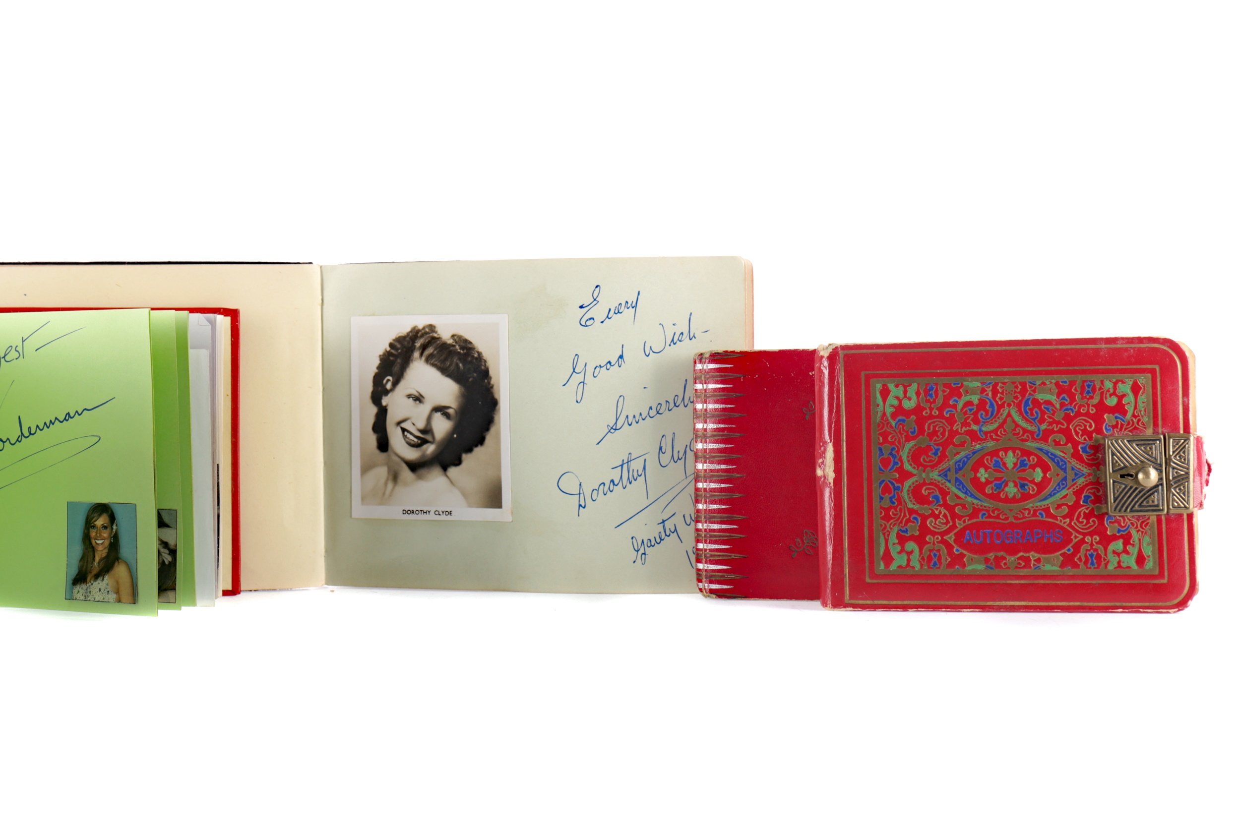 A LOT OF 20TH CENTURY AUTOGRAPH ALBUMS