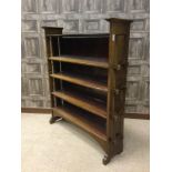 AN EARLY 20TH CENTURY MAHOGANY BOOKCASE