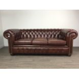 A PAIR OF MODERN CHESTERFIELD SETTEES