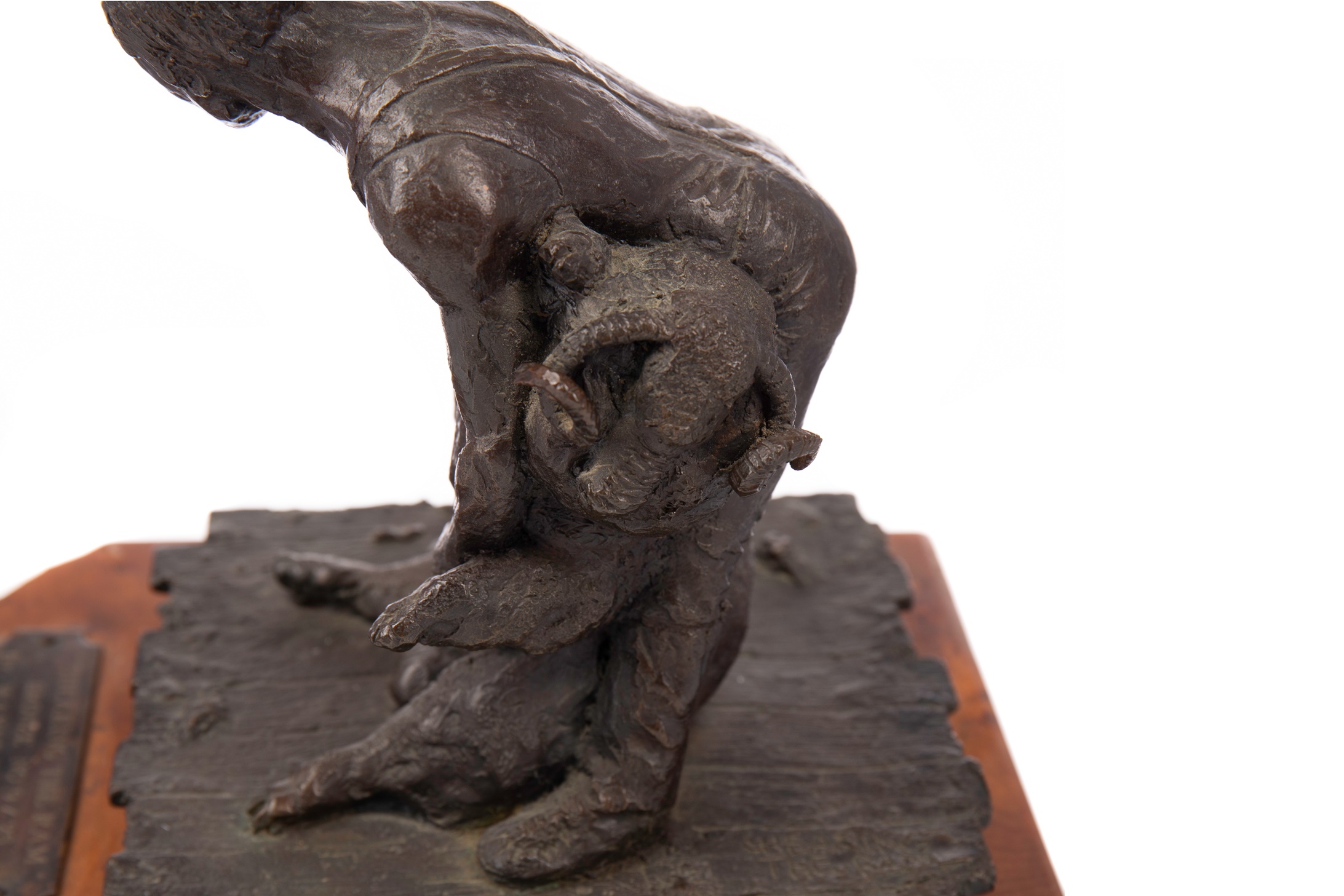 A LIMITED EDITION BRONZE BY WAYNE STRICKLAND - Image 3 of 3