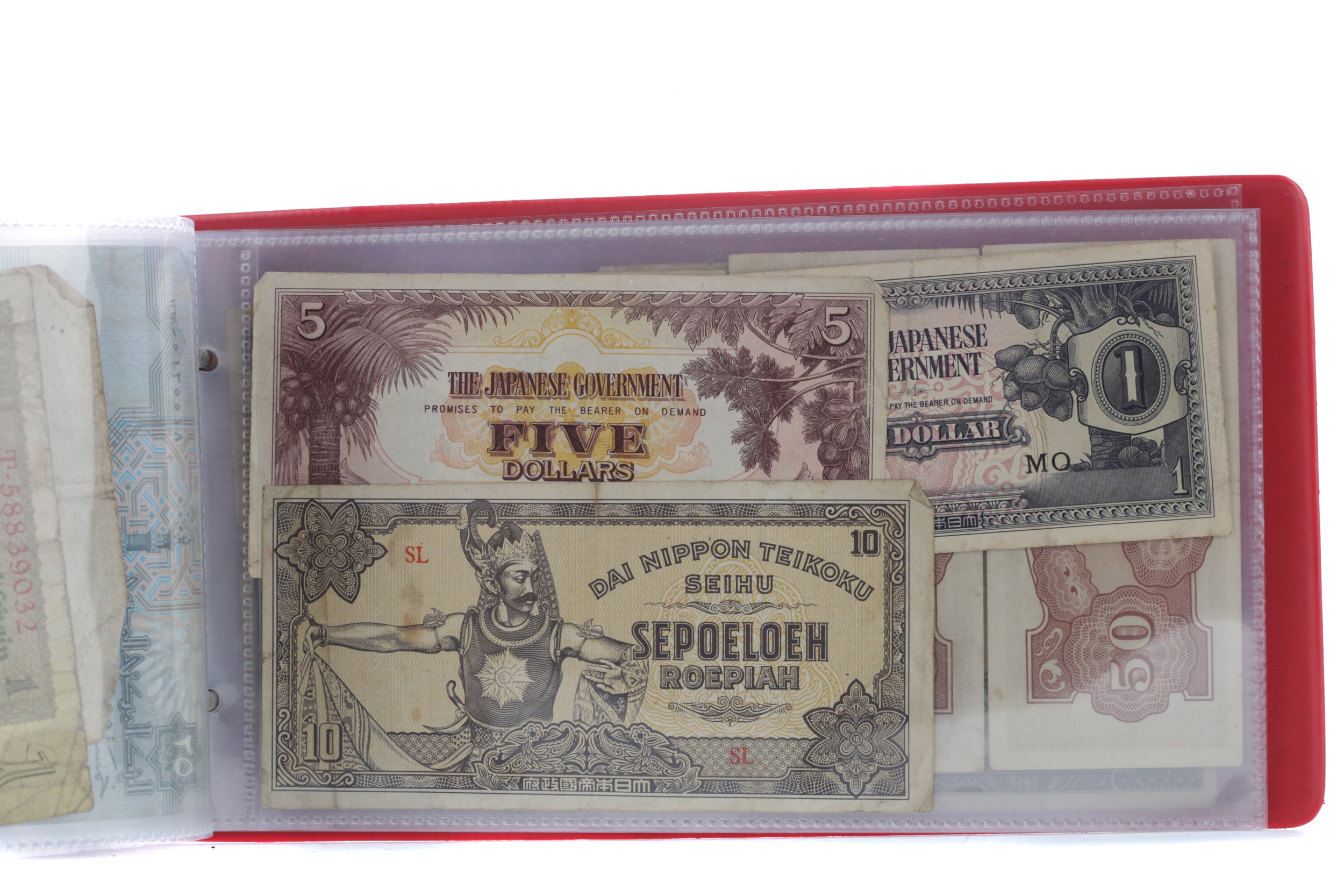 A COLLECTION OF FOREIGN BANKNOTES - Image 3 of 3