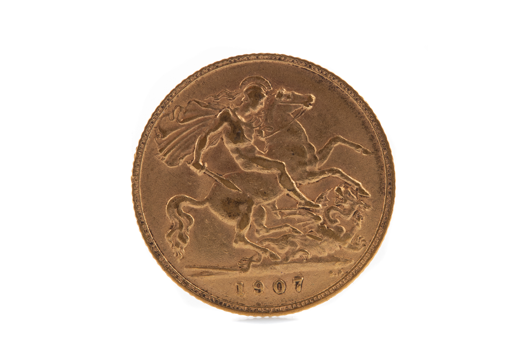 AN EDWARD VII GOLD HALF SOVEREIGN DATED 1907