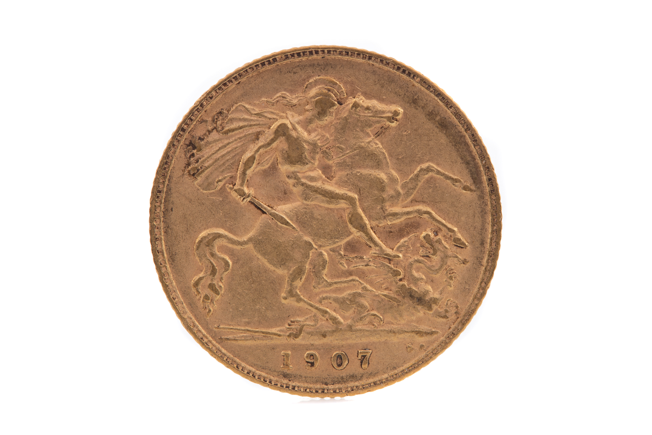 AN EDWARD VII GOLD HALF SOVEREIGN DATED 1907