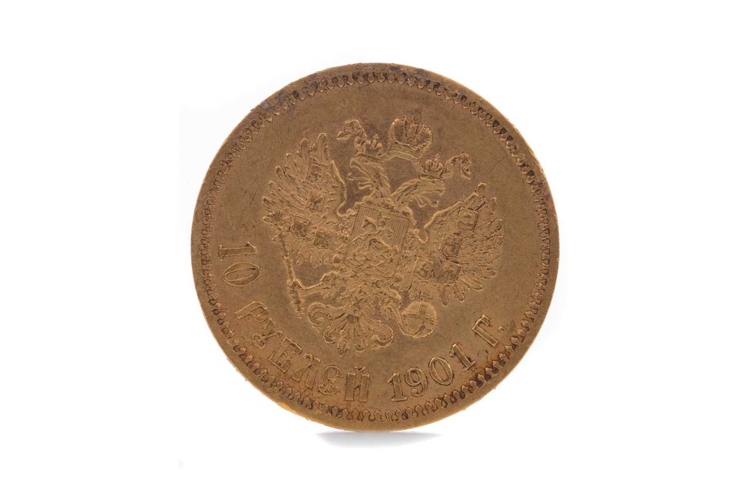 A GOLD 10 RUBLE COIN DATED 1901