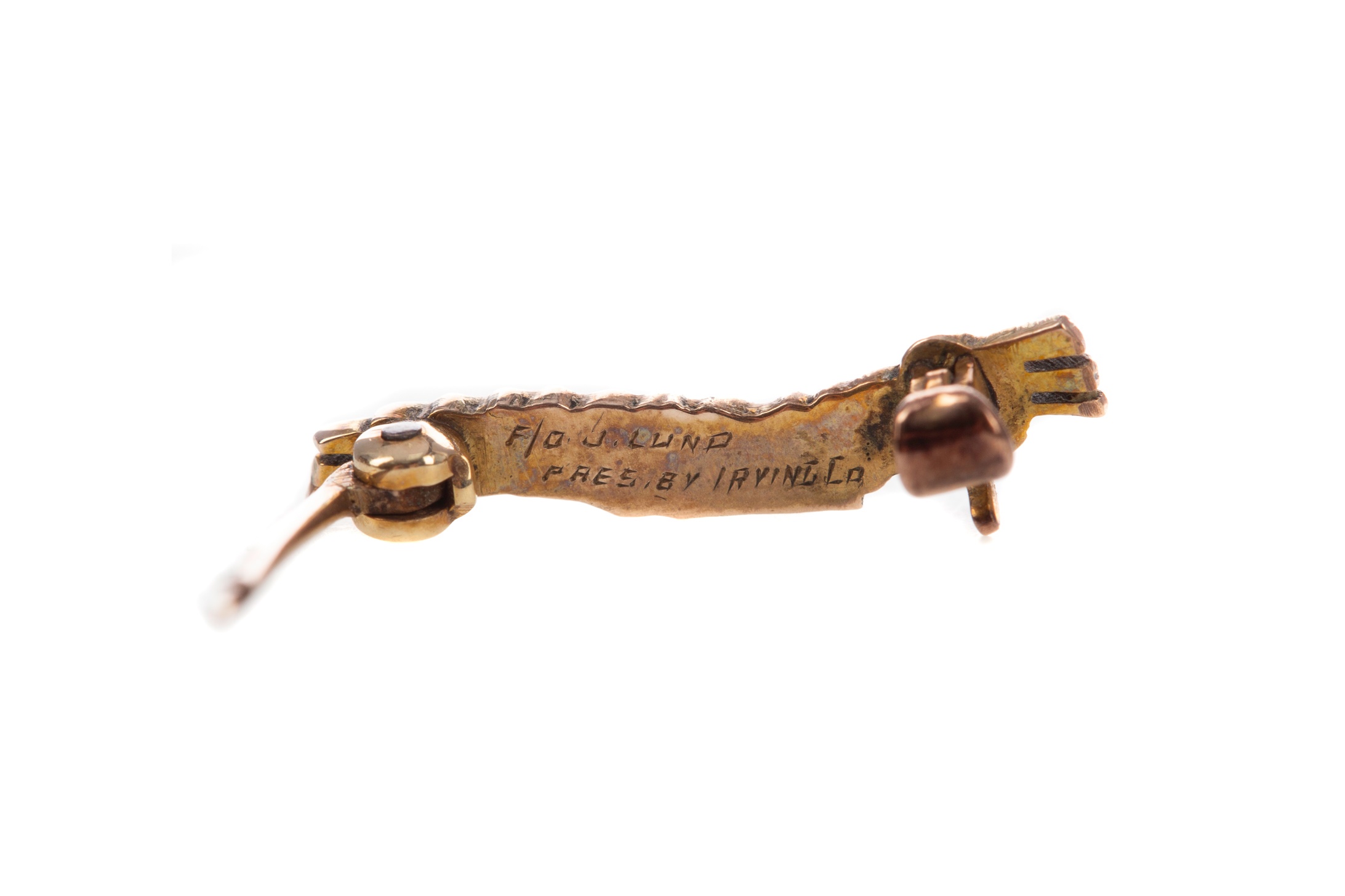 A RARE WWII 'CATERPILLAR CLUB' GOLD AND RUBY BROOCH - Image 2 of 2