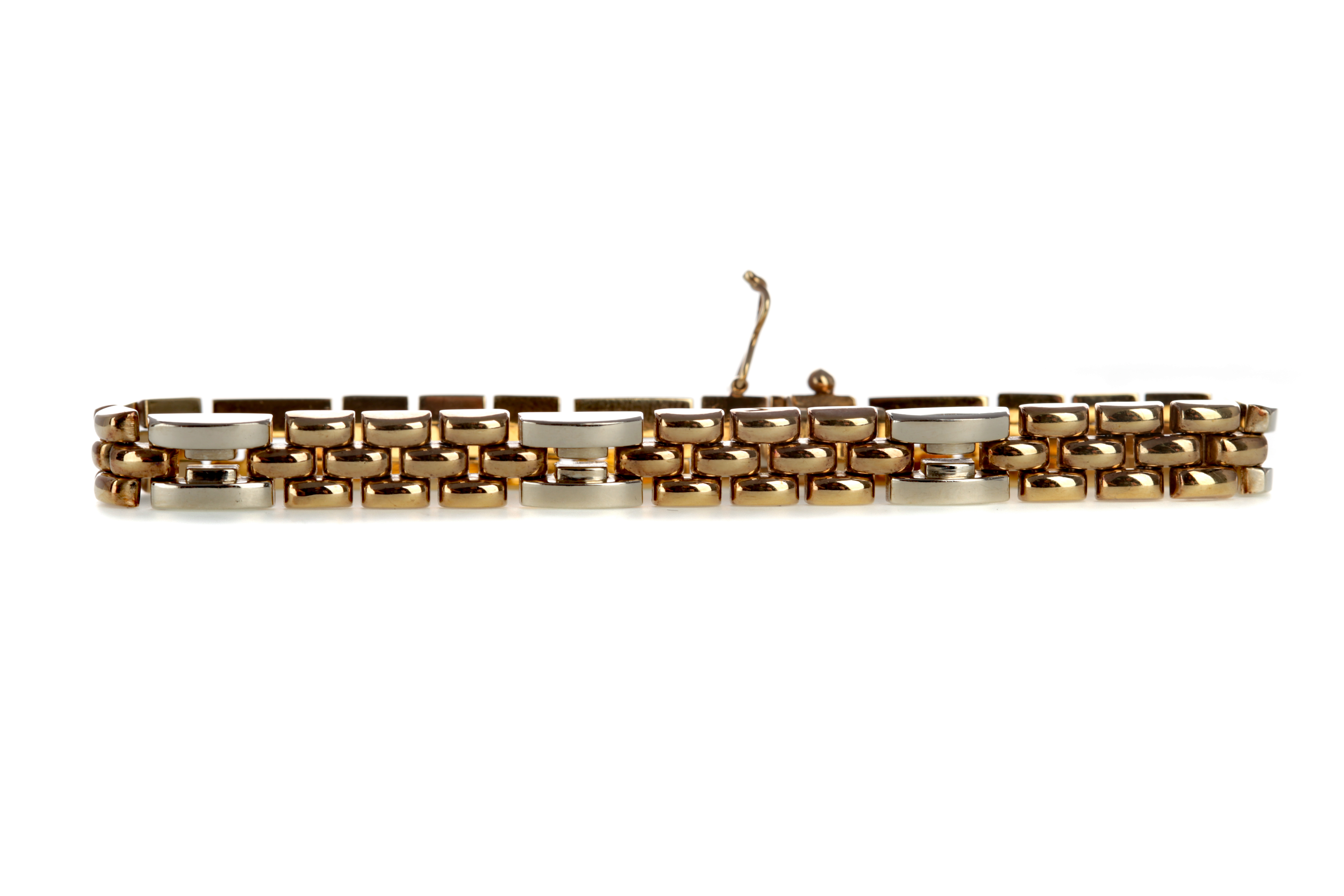 A BICOLOUR GOLD BRACELET