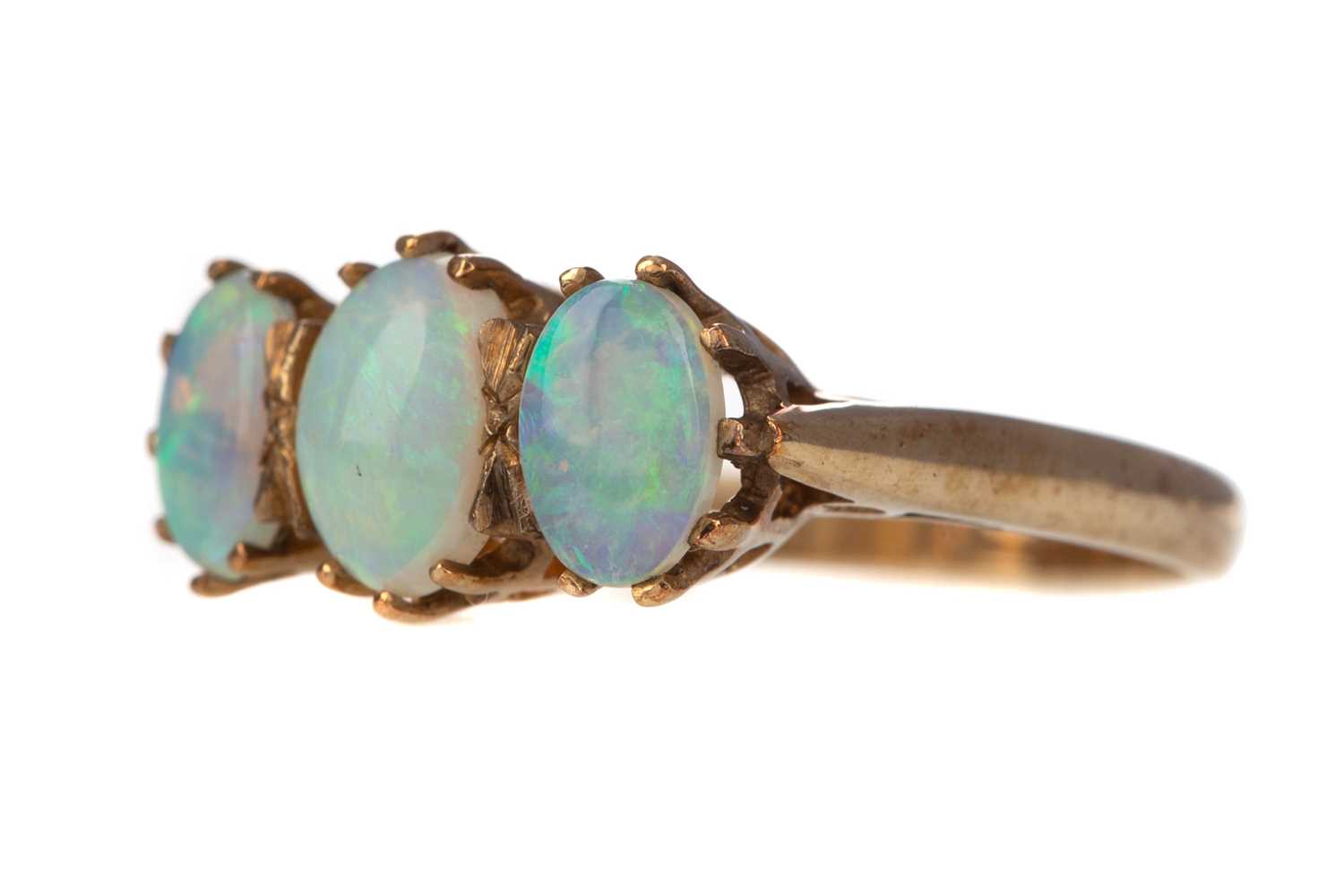 AN OPAL THREE STONE RING - Image 2 of 2
