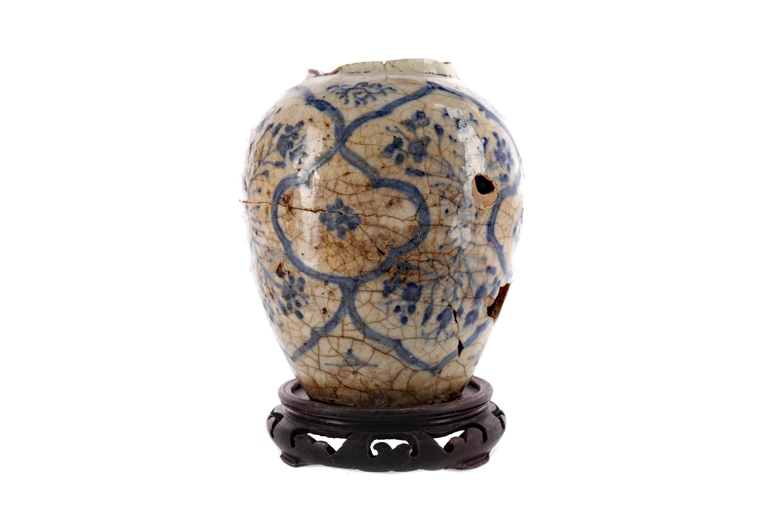 AN EASTERN CERAMIC DOUBLE GOURD VASE AND OTHER ITEMS