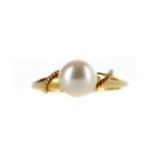 A PEARL RING