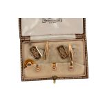 A SET OF EARLY 20TH CENTURY NINE CARAT GOLD CUFFLINKS AND SHIRT STUDS