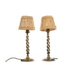 A PAIR OF EARLY 20TH CENTURY BRASS TABLE LAMPS
