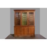 AN EARLY VICTORIAN OAK LIBRARY BOOKCASE