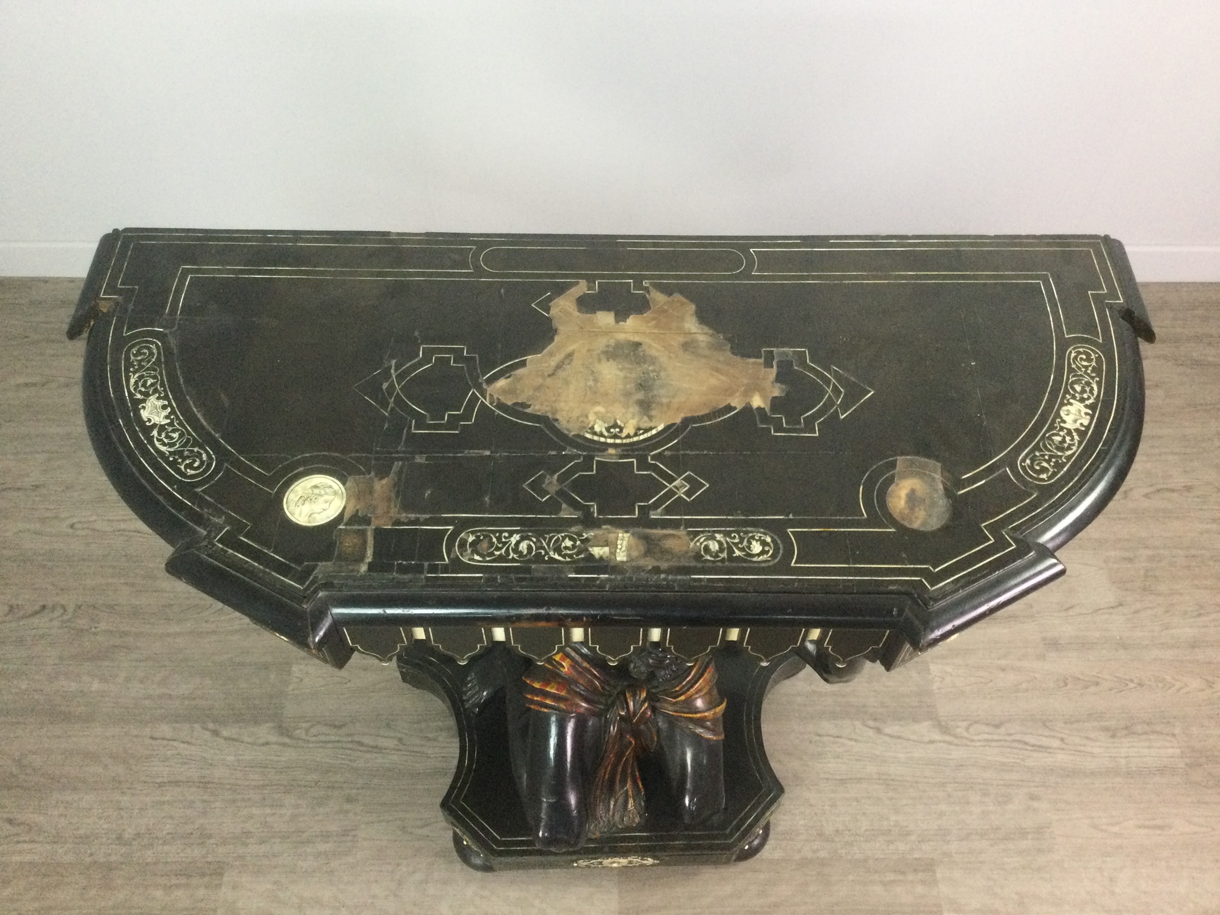 A 19TH CENTURY VENETIAN EBONISED BLACKAMOOR PIER TABLE - Image 8 of 9