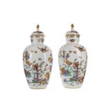 A PAIR OF 20TH CENTURY MEISSEN KAKIEMON VASES AND COVERS