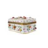 A LATE 19TH CENTURY MEISSEN PORCELAIN CASKET