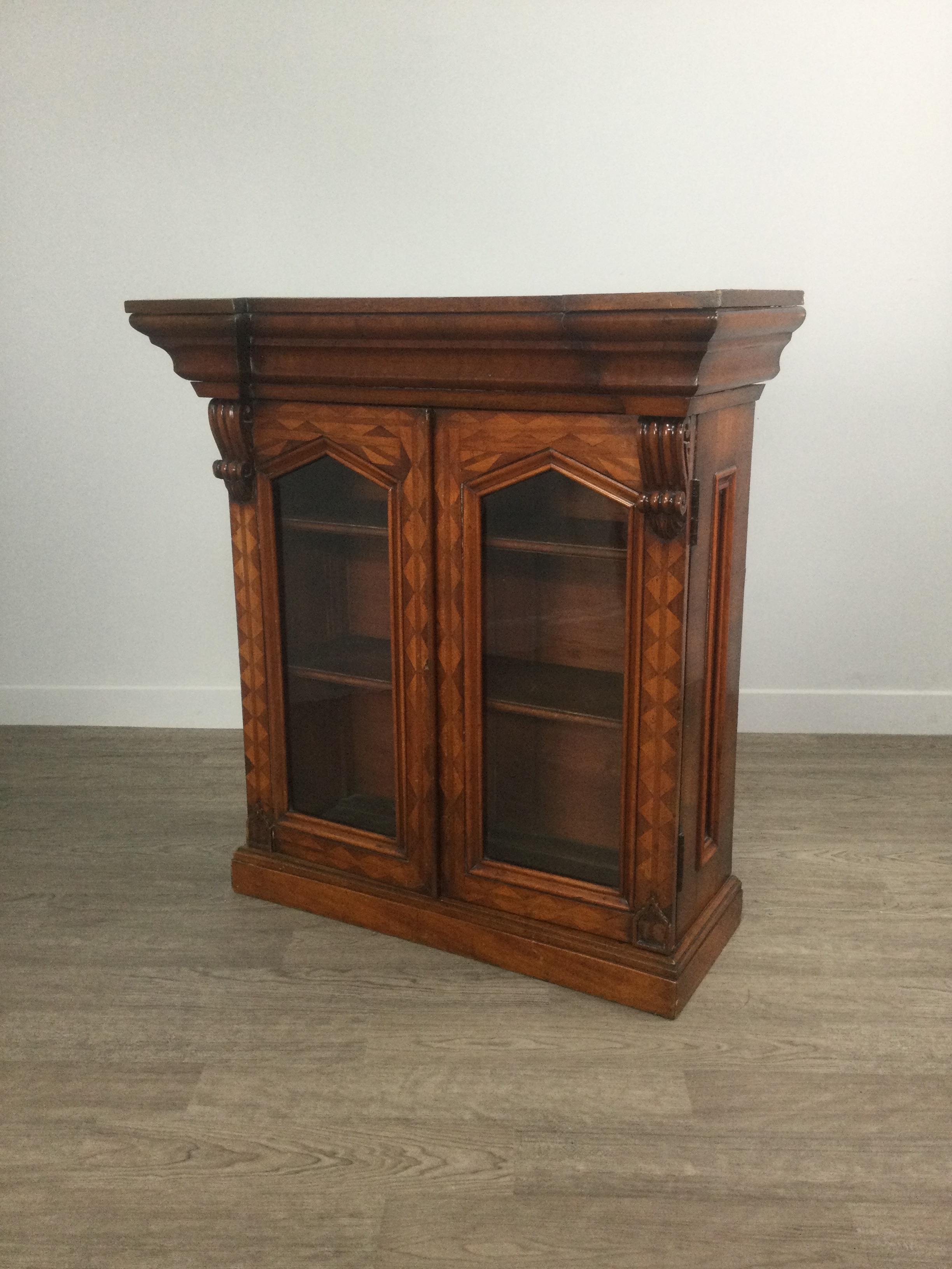 A VICTORIAN MAHOGANY BOOKCASE TOP