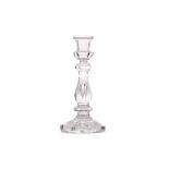 AN EARLY 20TH CENTURY CUT GLASS CANDLESTICK