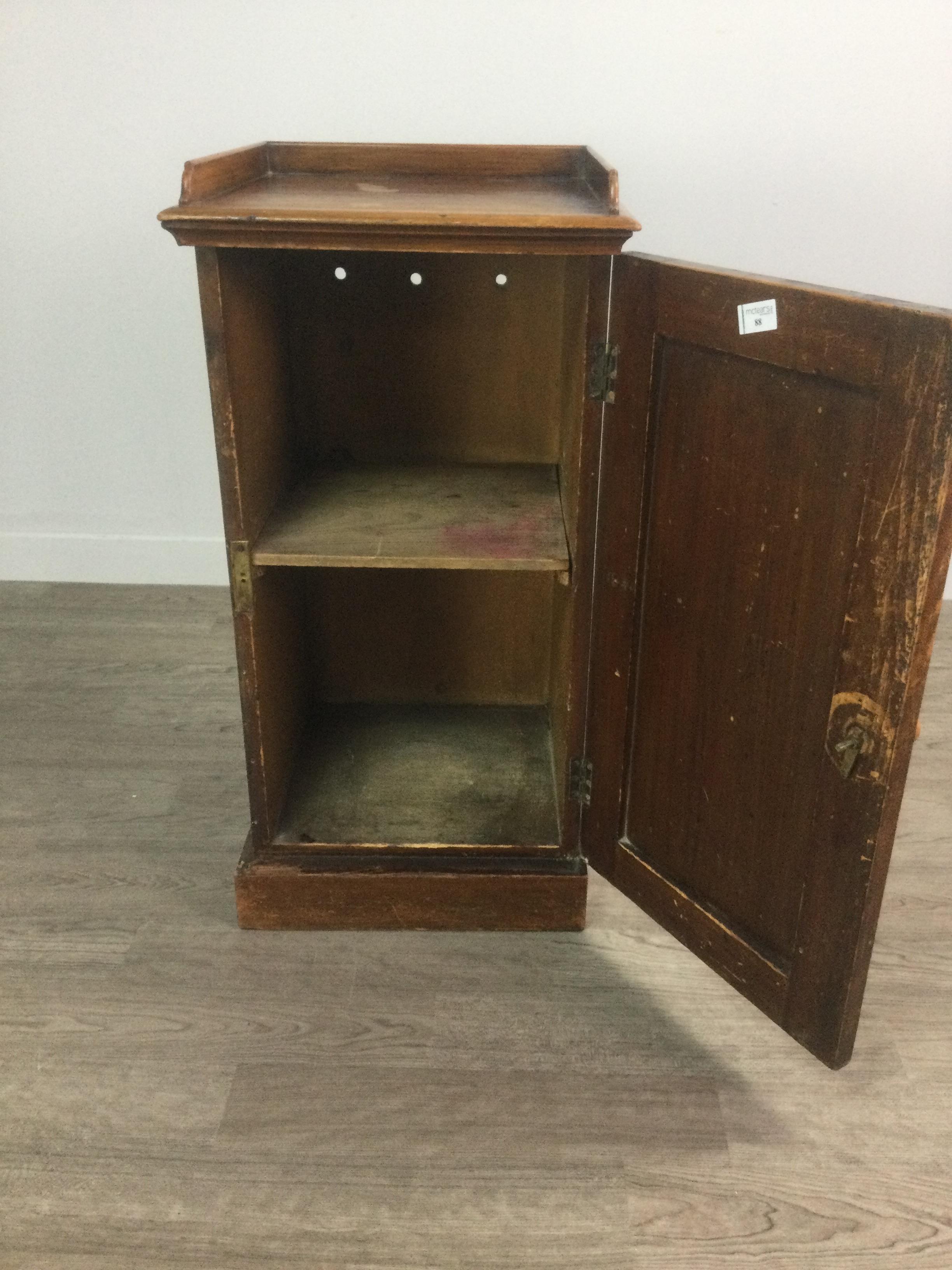 A VICTORIAN SATIN BIRCH POT CUPBOARD - Image 3 of 4