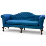 A MAHOGANY SOFA, EARLY 20TH C, IN GEORGE III STYLE, ON DWARF CABRIOLE LEGS WITH TURNED STRETCHERS,