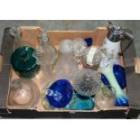 MISCELLANEOUS DECORATIVE GLASSWARE Generally in good condition