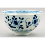 A LIVERPOOL BLUE AND WHITE TEA BOWL, JAMES PENNINGTON, C1769-72 PAINTED WITH THE BARBED CHAIN AND