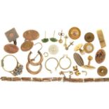 MISCELLANEOUS GOLD AND OTHER SCRAP JEWELLERY, TO INCLUDE A 9CT GOLD AND CZ RING, GOLD CUFFLINK, 36G,