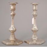 A PAIR OF VICTORIAN HEXAGONAL SILVER CANDLESTICKS ON MOULDED FOOT, NOZZLES, 26CM H, BY HORACE