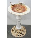 A CAST IRON BIRD BATH, 20TH C, IN VICTORIAN STYLE, ON PIERCED FOOT, 85CM H; 49CM DIAM Paint