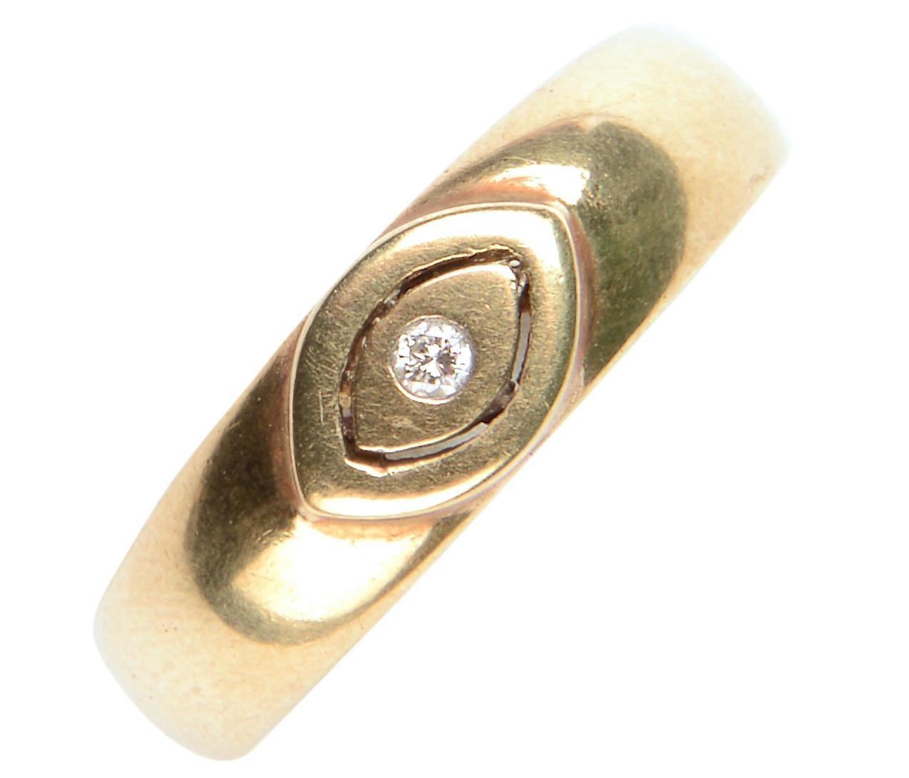 A DIAMOND SOLITAIRE RING IN 9CT GOLD, SHEFFIELD 2000, 3.6G, SIZE Q Slight wear