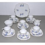 A ROYAL DOULTON BONE CHINA SHERBROOKE PATTERN DINNER SERVICE, PRINTED MARK (59) Good condition