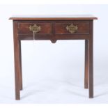 A GEORGE III MAHOGANY LOWBOY, C1800, HAVING TWO COCKBEADED DRAWERS TO THE FRIEZE, THE PIERCED