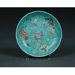 A CHINESE TURQUOISE GROUND FAMILLE ROSE SAUCER DISH, 19TH / EARLY 20TH C, ENAMELLED WITH INSECTS AND