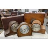 A 1930'S WALNUT MANTEL CLOCK, TWO OAK AND WALNUT MANTEL CLOCKS, SMALL OAK BOX AND SMALL BROWN