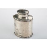 AN EDWARDIAN GADROONED OVAL SILVER TEA CADDY AND COVER, 9CM H, MARKS RUBBED, BIRMINGHAM 1902, 3OZS