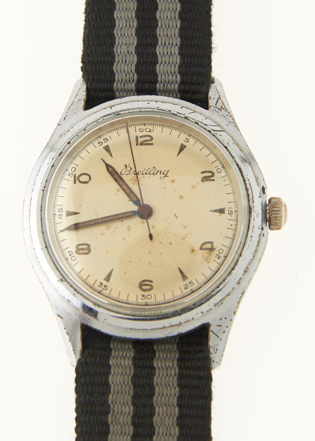 A BREITLING STAINLESS STEEL GENTLEMAN'S WRISTWATCH, 33MM DIAM, MARKED ON CASE BACK 374279/112