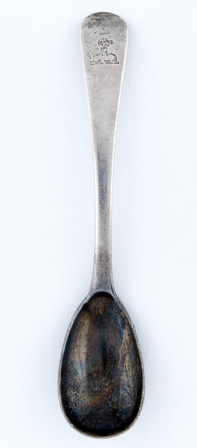 A SET OF FIVE GEORGE V SILVER EGG SPOONS, OLD ENGLISH PATTERN, CRESTED (A MOOR'S HEAD), BY ELEY &