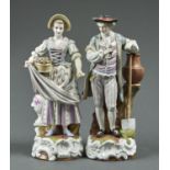 A PAIR OF SITZENDORF FIGURES OF GARDENERS, EARLY 20TH C, AS A YOUNG MAN HOLDING A POSY AND RESTING