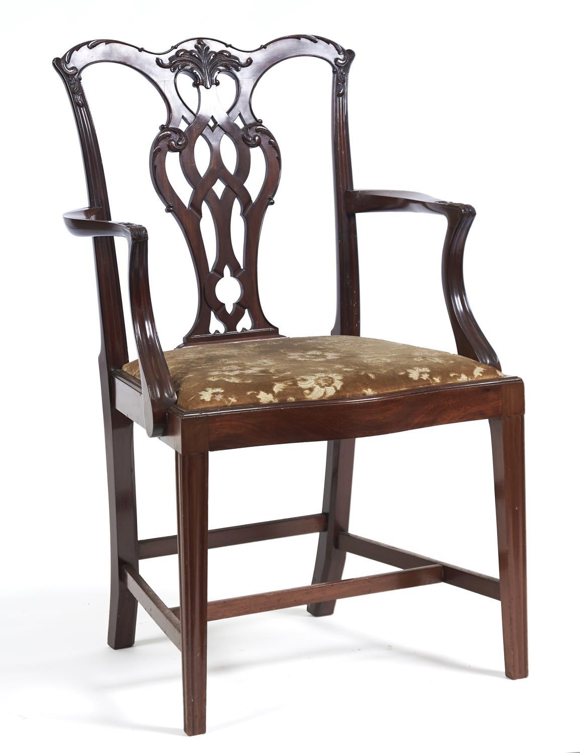 A GEORGE III STYLE MAHOGANY ELBOW CHAIR, MID 20TH C, FOLIATE CARVED CRESTING RAIL AND PIERCED