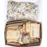 AN EXTENSIVE COLLECTION OF CIGARETTE CARDS, TO INCLUDE MULTIPLE ALBUMS WITH CARDS ATTACHED WITH