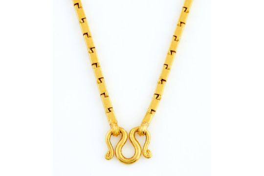 A South East Asian gold necklace, 59cm l, marked 100, 75.7g Good condition - Image 1 of 2