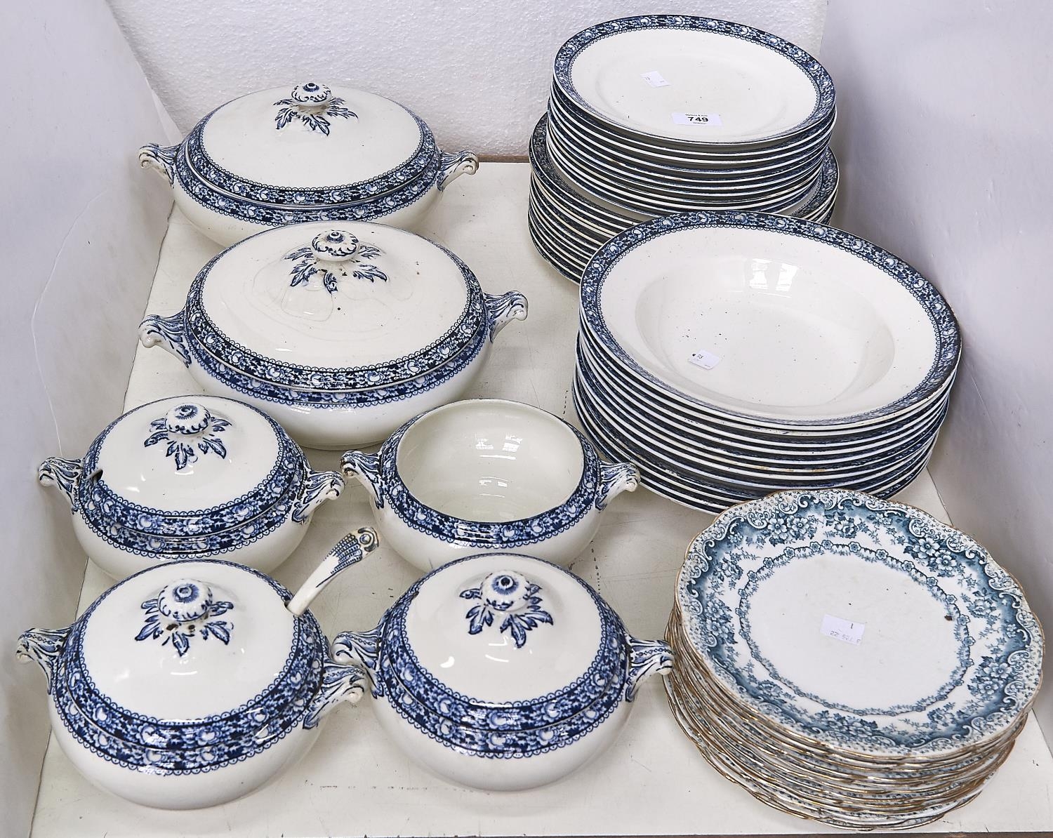 A Great Universal British Pottery part dinner service, comprising plates, soup bowls, tureens and
