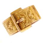 A Victorian 18ct gold buckle ring, Birmingham 1886, 4.3g, size K½ Good condition