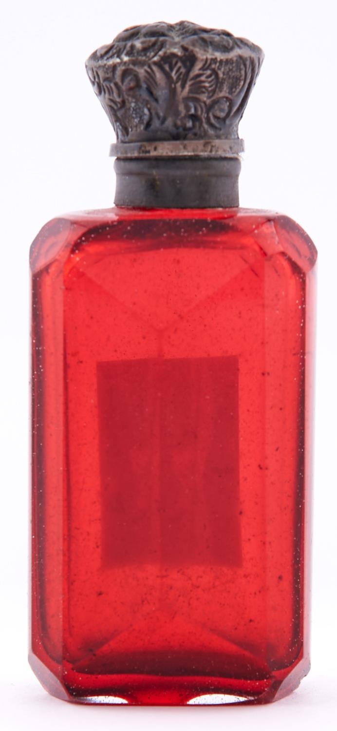A Victorian silver mounted ruby glass scent bottle, c1880, 7cm h, unmarked Light wear but not