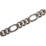 A platinum flat curb bracelet, 17.5cm l, marked Pt 950, 17.8g Good condition